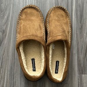 Men’s Dockers Slipper size 13